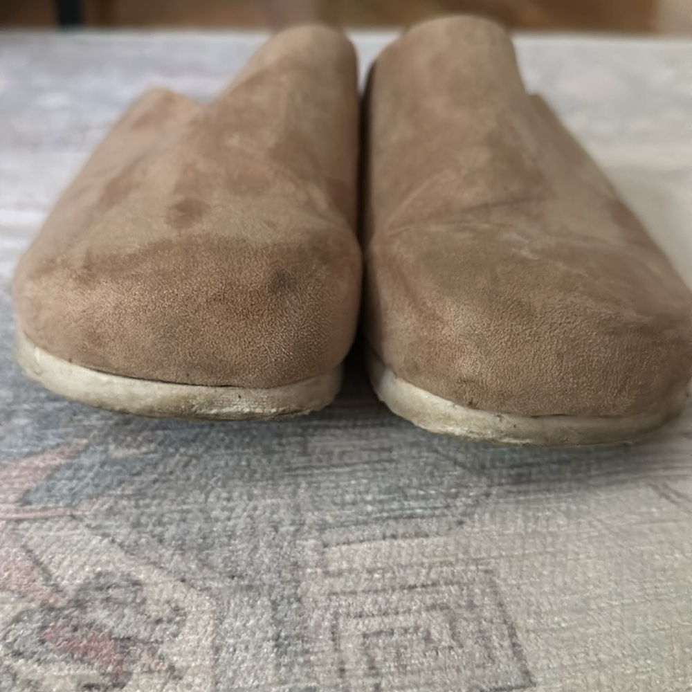 Target - shoes - Picture 2 of 3